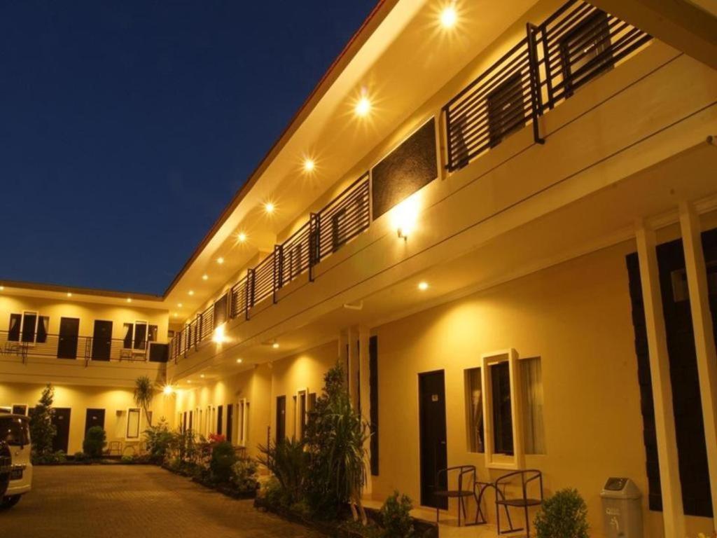 The Winner Premier Hotel Pemalang Exterior foto